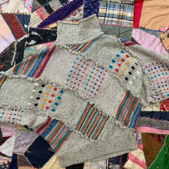 Vintage 80s Multi-Color Pattern Turtleneck - Picture 4 of 8